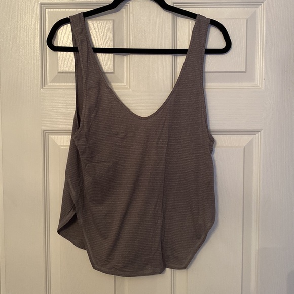 Lululemon Tank with Attachable Sports Bra - Picture 5 of 7